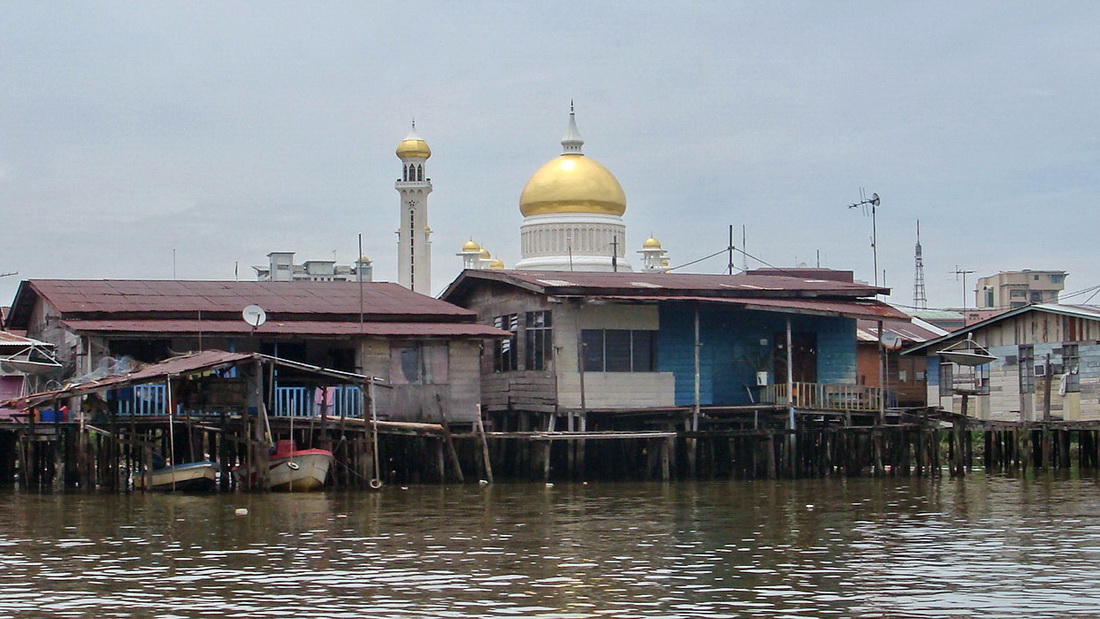 Бруней - транзит, обзорка, рукопожатие с султаном
